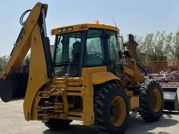 10.5 Ton Backhoe Loader